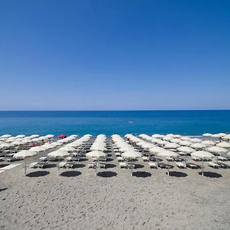 Cottage * Marina di Camerota